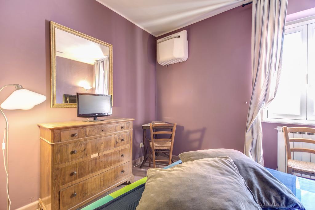 Frangipane Apartment Roma Oda fotoğraf