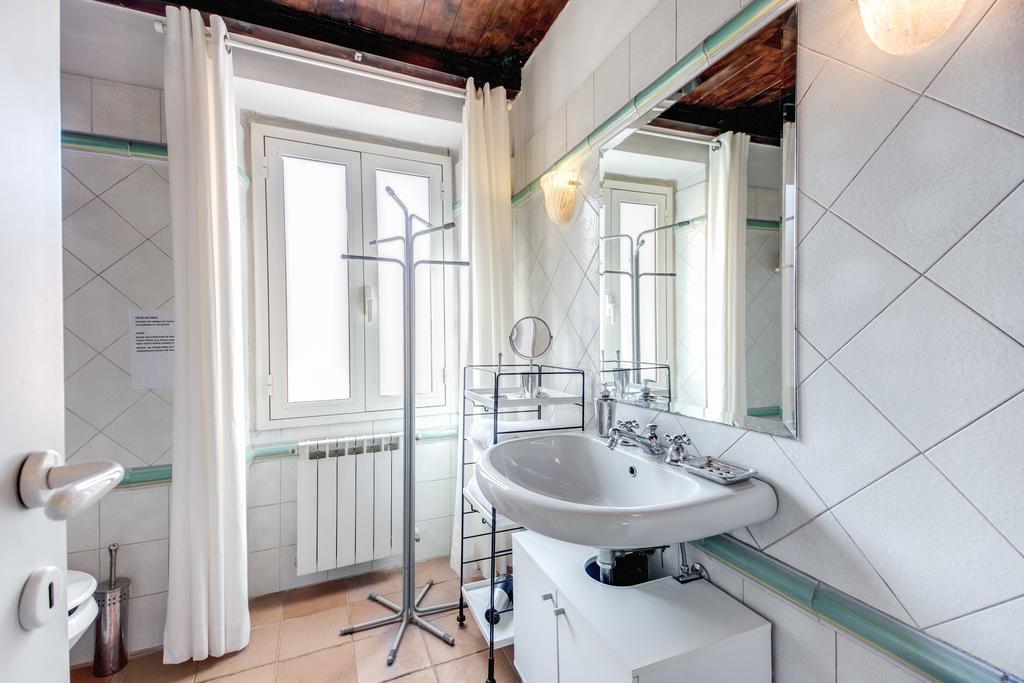 Frangipane Apartment Roma Oda fotoğraf